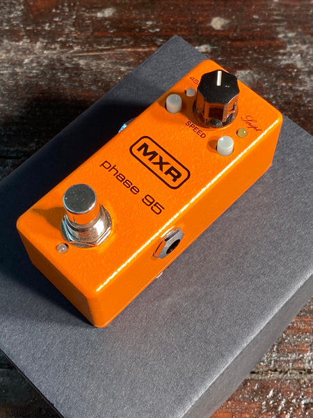 MXR Phase 95